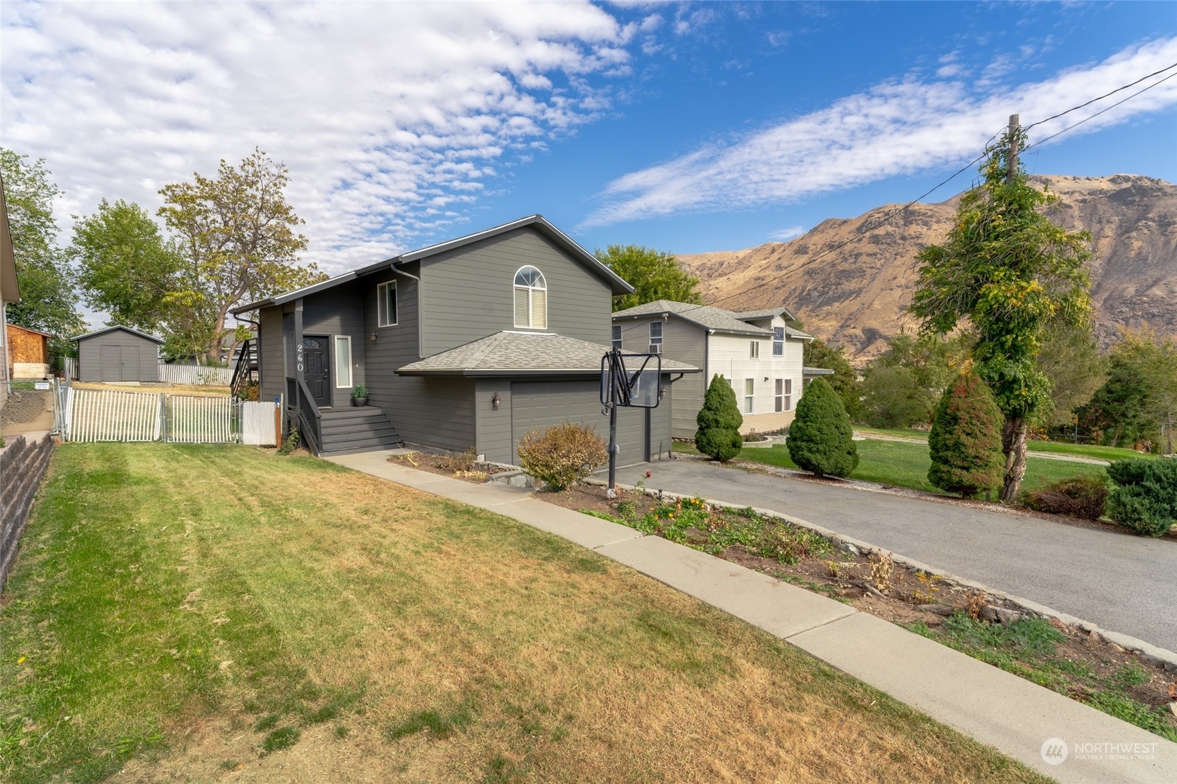 260 Chestnut Street  Chelan Falls WA 98817 photo