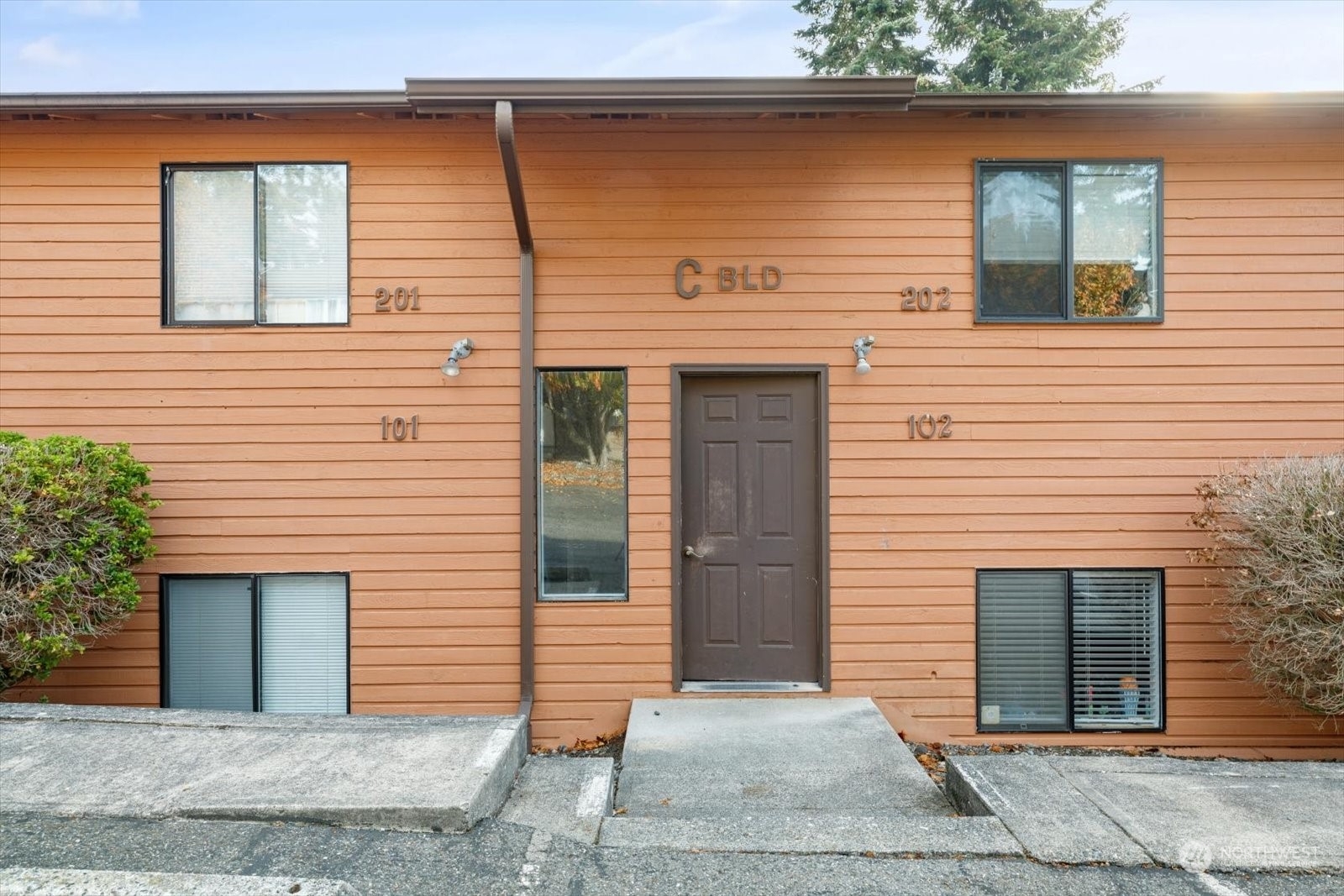 Property Photo:  690 NW Atalanta Way C101  WA 98277 