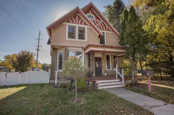 230 East Franklin Street  Portage WI 53901 photo