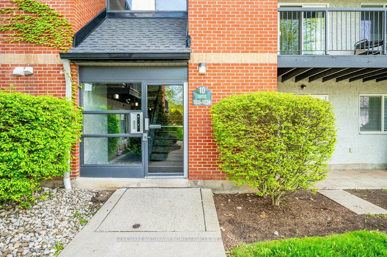 Photo de la propriété:  1450 Glen Abbey Gate 1013  ON L6M 2V7 