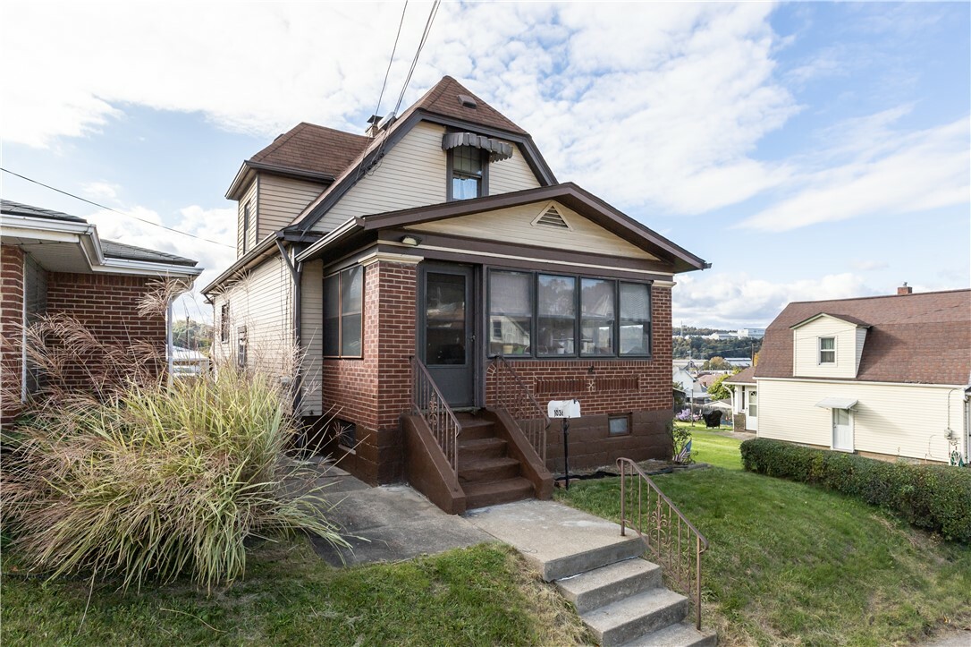 Property Photo:  1036 Indiana Ave  PA 15045 