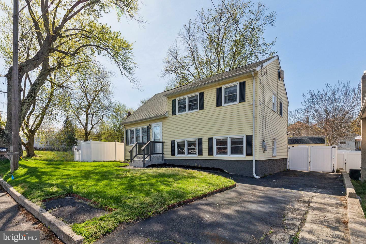 Property Photo:  7319 Boulevard Avenue  NJ 08110 