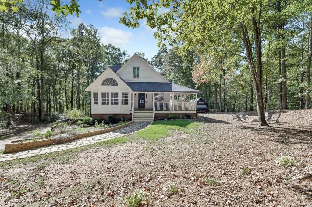 Property Photo:  6962 Spout Springs Road  GA 30542 