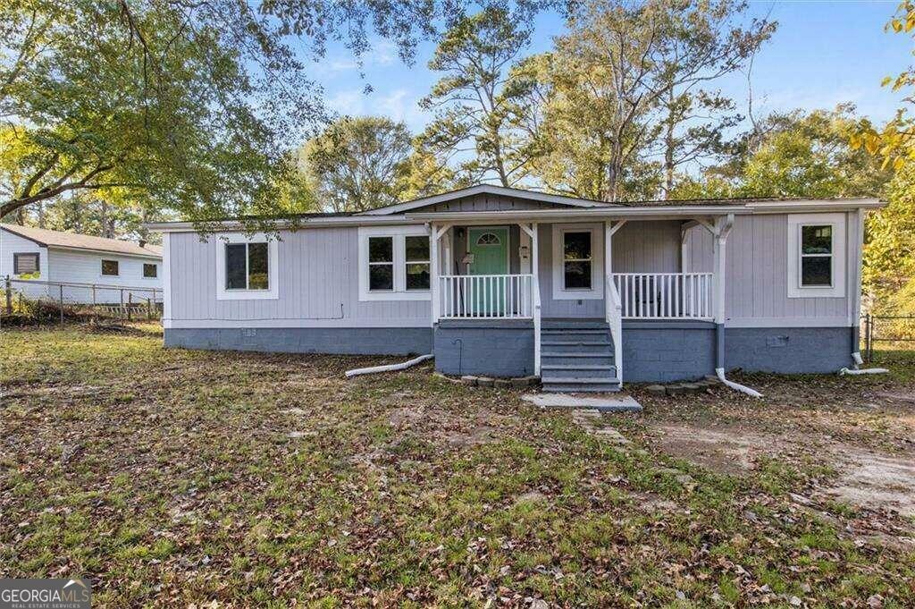 Property Photo:  45 Caroline Avenue  GA 30281 