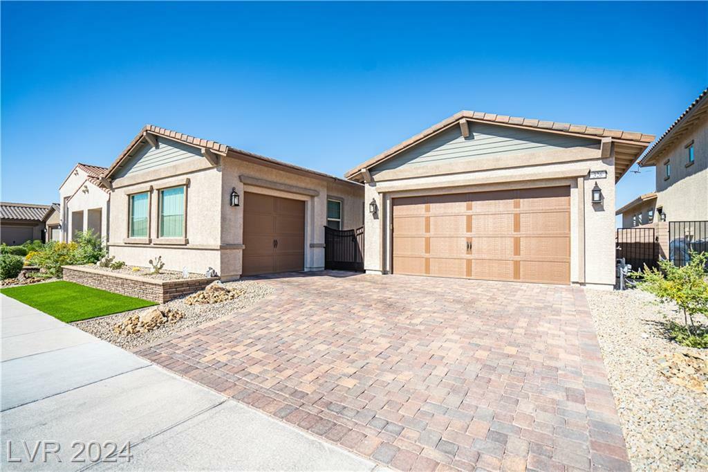Property Photo: 326 Beethoven Ridge Drive NV 89011