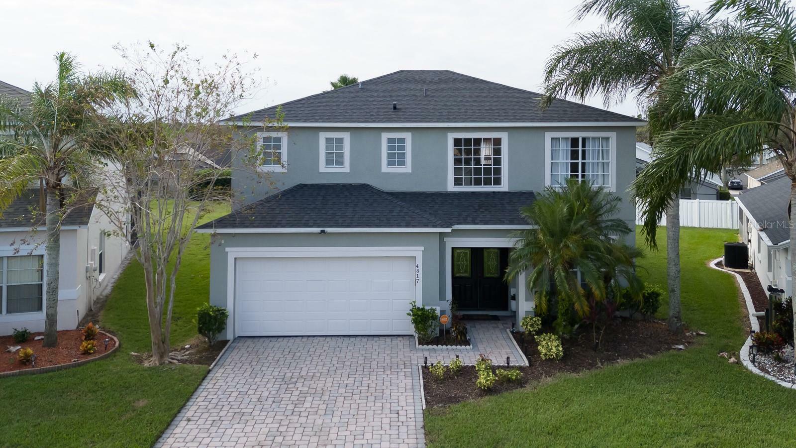 Property Photo:  4817 Cumbrian Lakes Drive  FL 34746 