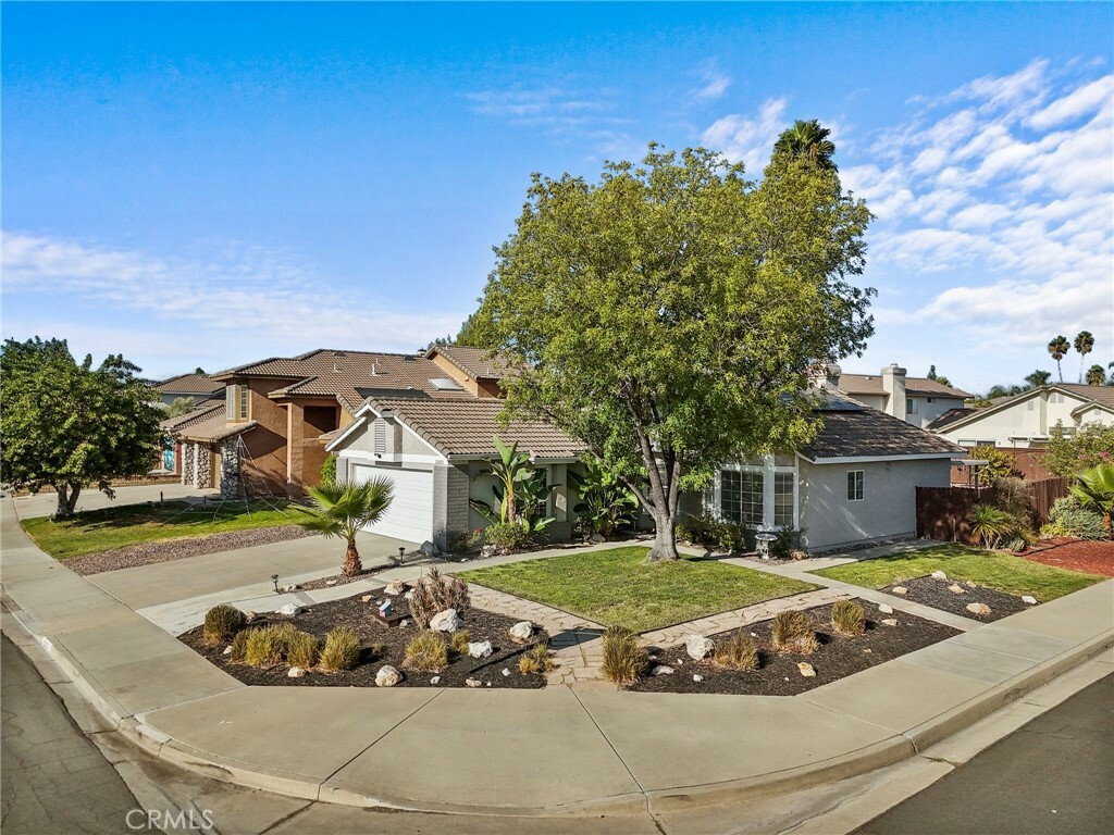 Property Photo:  25552 Blackwood Road  CA 92563 