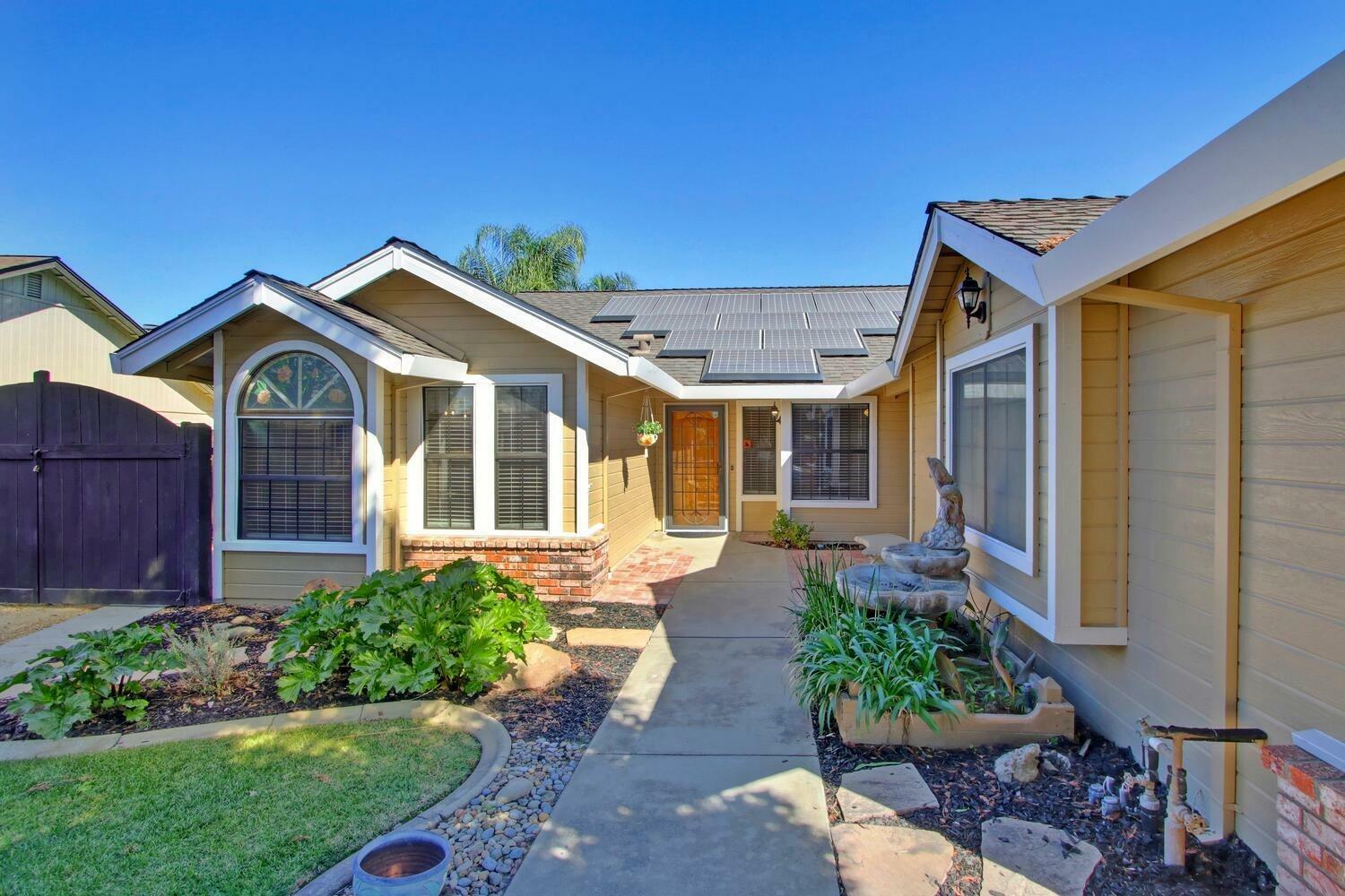 Property Photo:  5326 Misty Meadow Way  CA 95758 