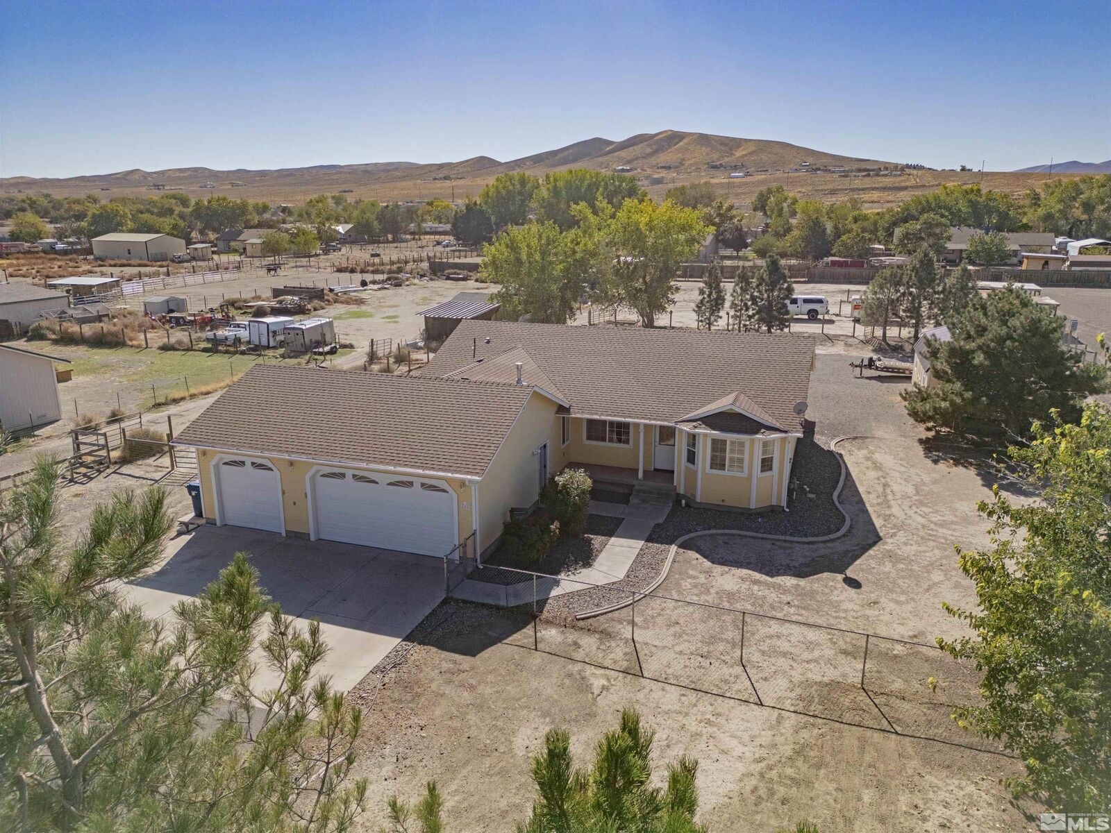 Property Photo:  425 Crimson  NV 89408 