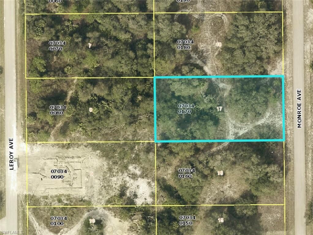 Property Photo: 1409 Monroe Ave FL 33972
