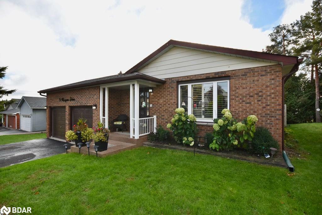 Property Photo:  9 Mariposa Drive  ON L3V 7G6 