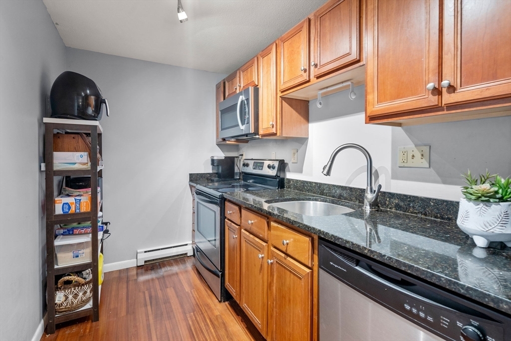 Property Photo:  200 Manning St 6B  MA 01749 