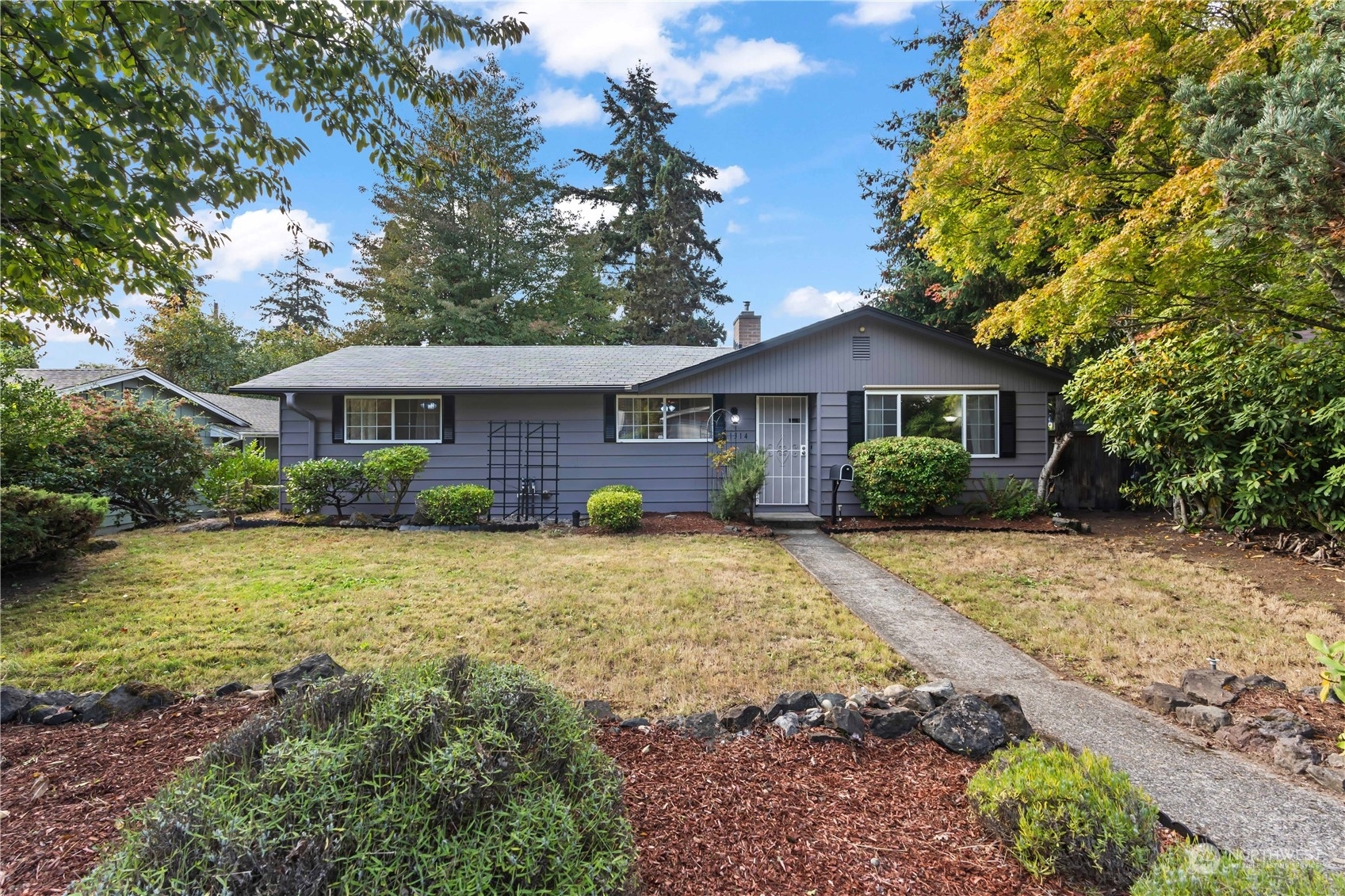 Property Photo:  1314 S Winnifred Street  WA 98465 