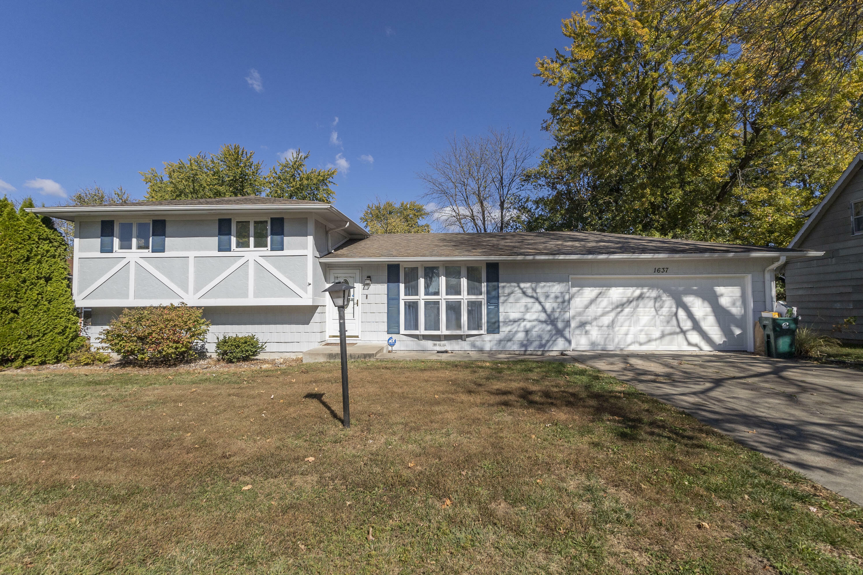 Property Photo:  1637 Prairie Lane  MO 65270 