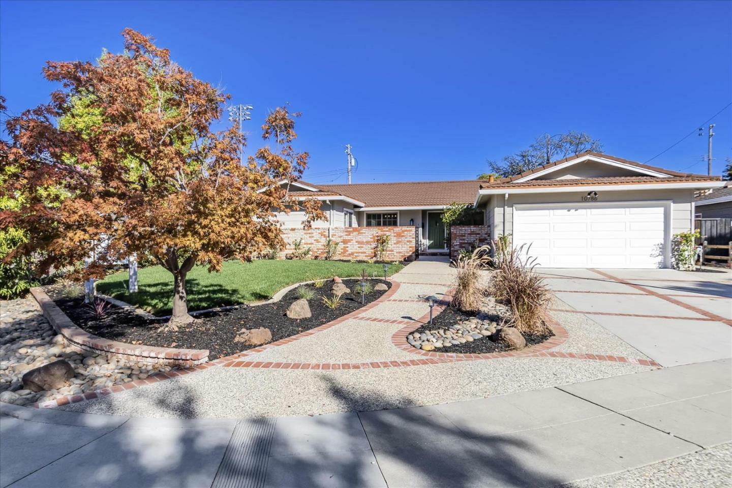 Property Photo:  10786 Linda Vista Drive  CA 95014 