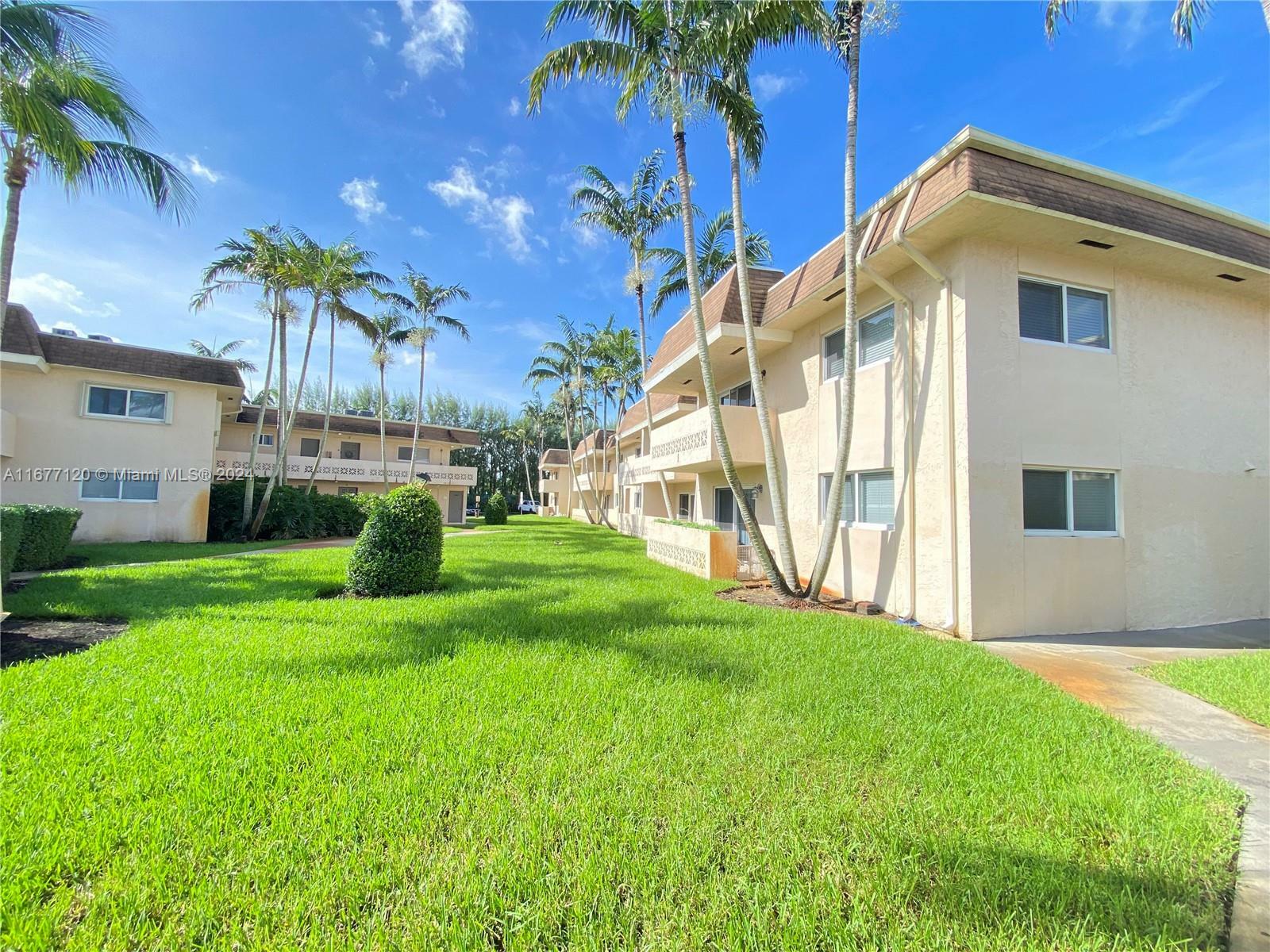 Property Photo:  14500 SW 88th Ave 237  FL 33176 