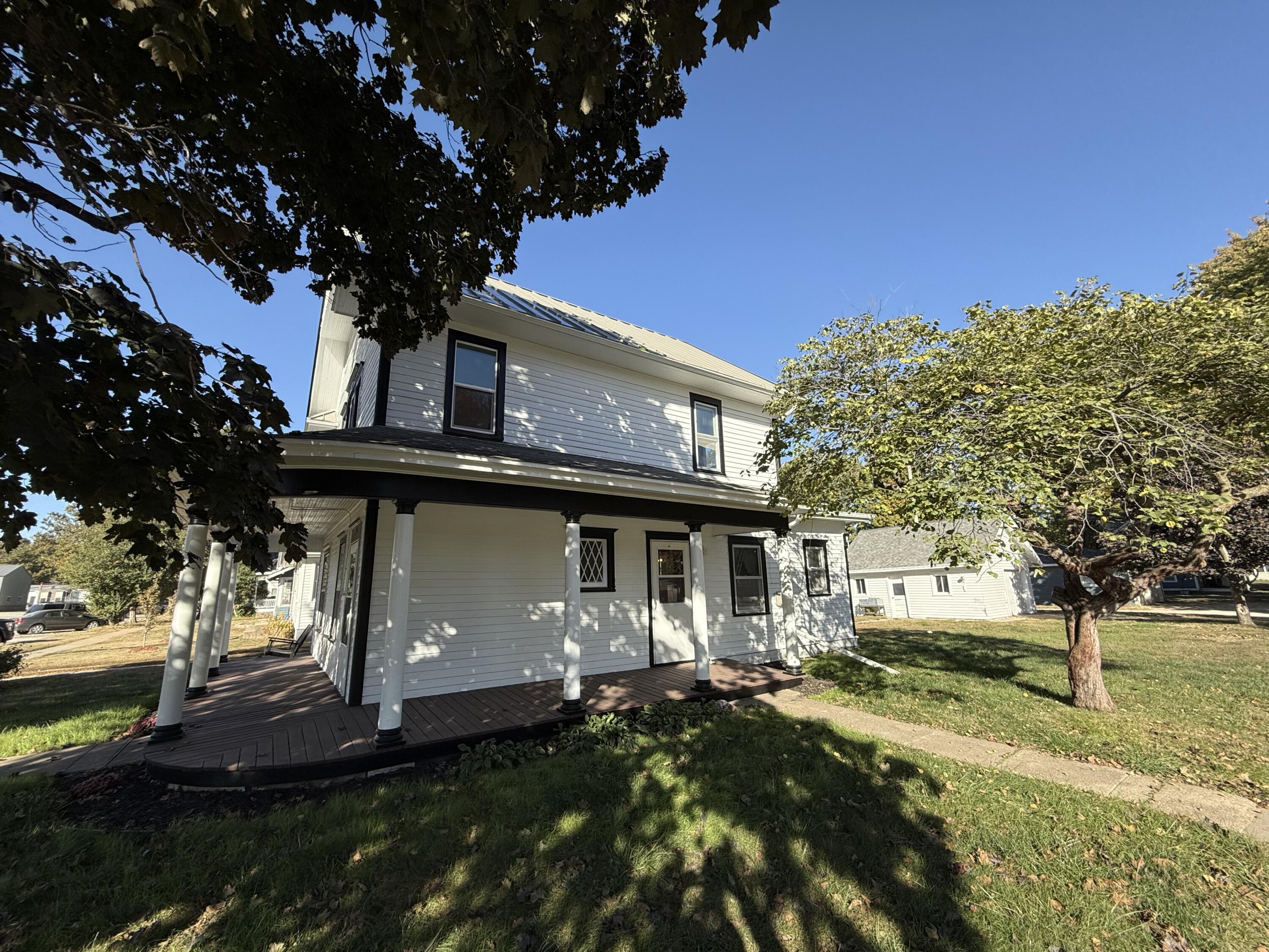 Property Photo: 511 2nd Street IA 51535