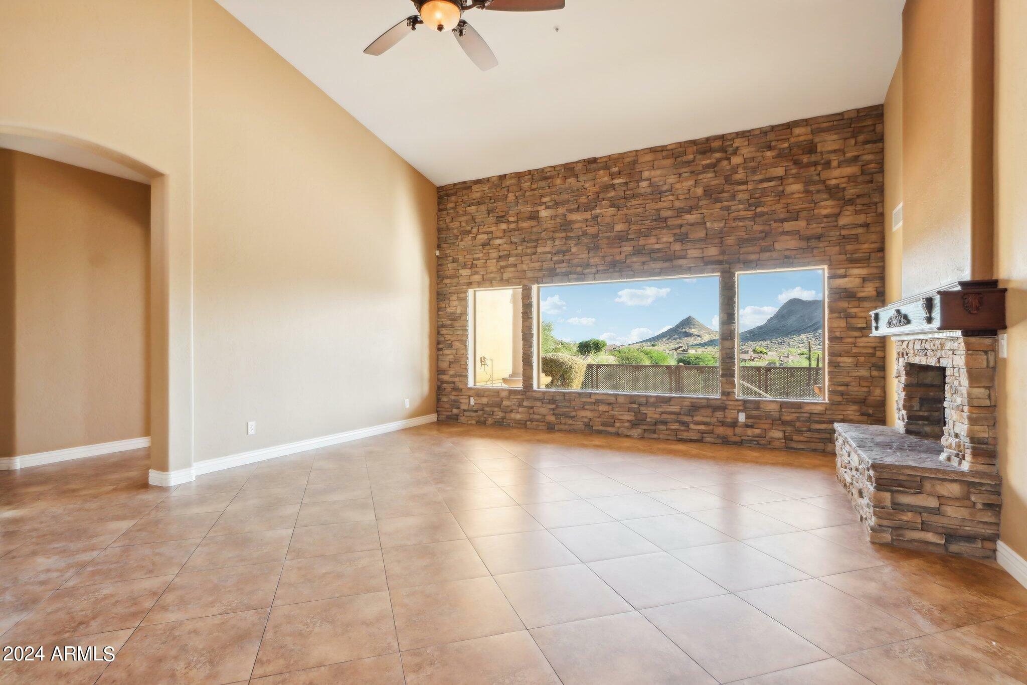 Property Photo:  13733 E Laurel Lane  AZ 85259 