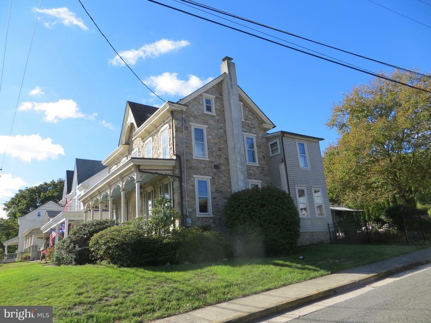 Property Photo:  1689 S Main Street  PA 19505 