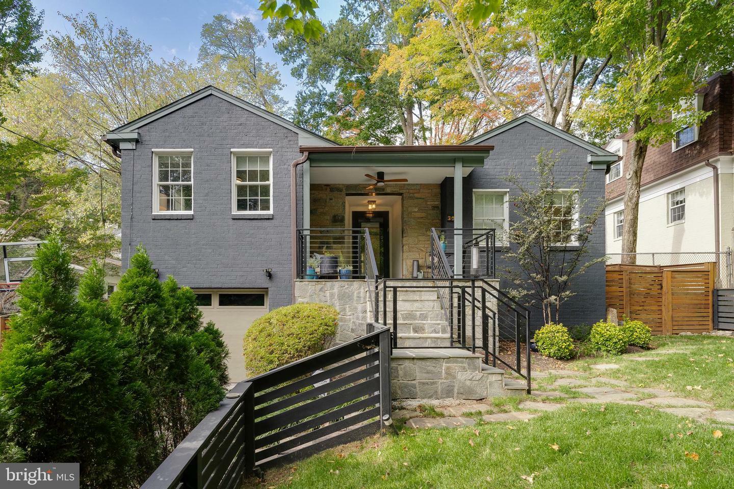 Property Photo: 3024 Arizona Avenue NW DC 20016
