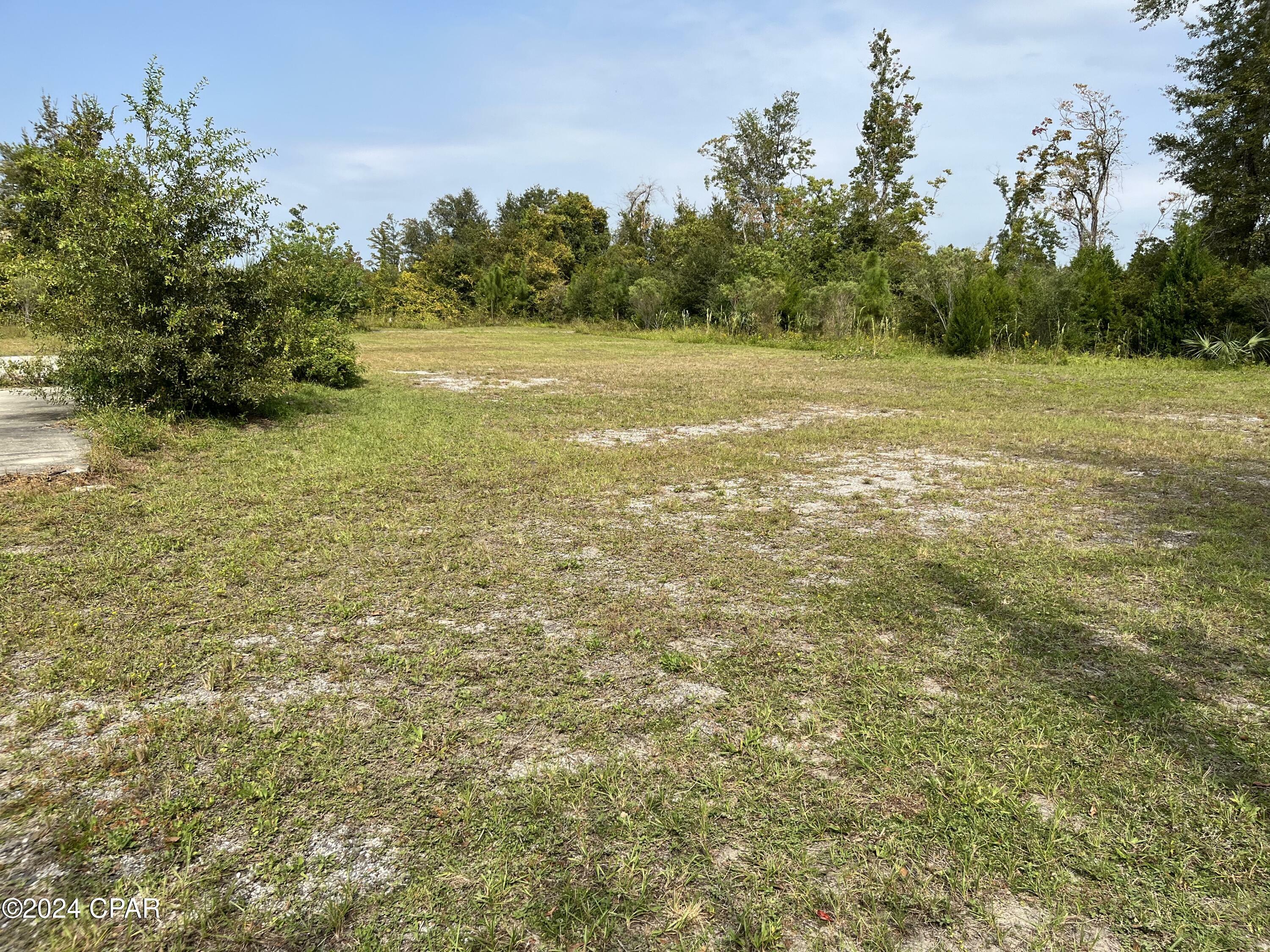 Property Photo:  2242 N East Avenue  FL 32405 