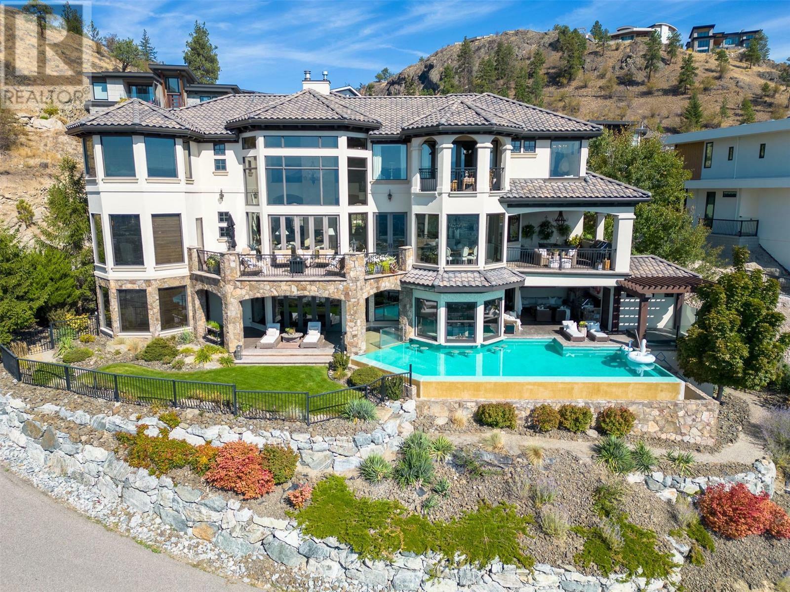 1113 Parkbluff Lane  Kelowna BC V1V 2Y3 photo