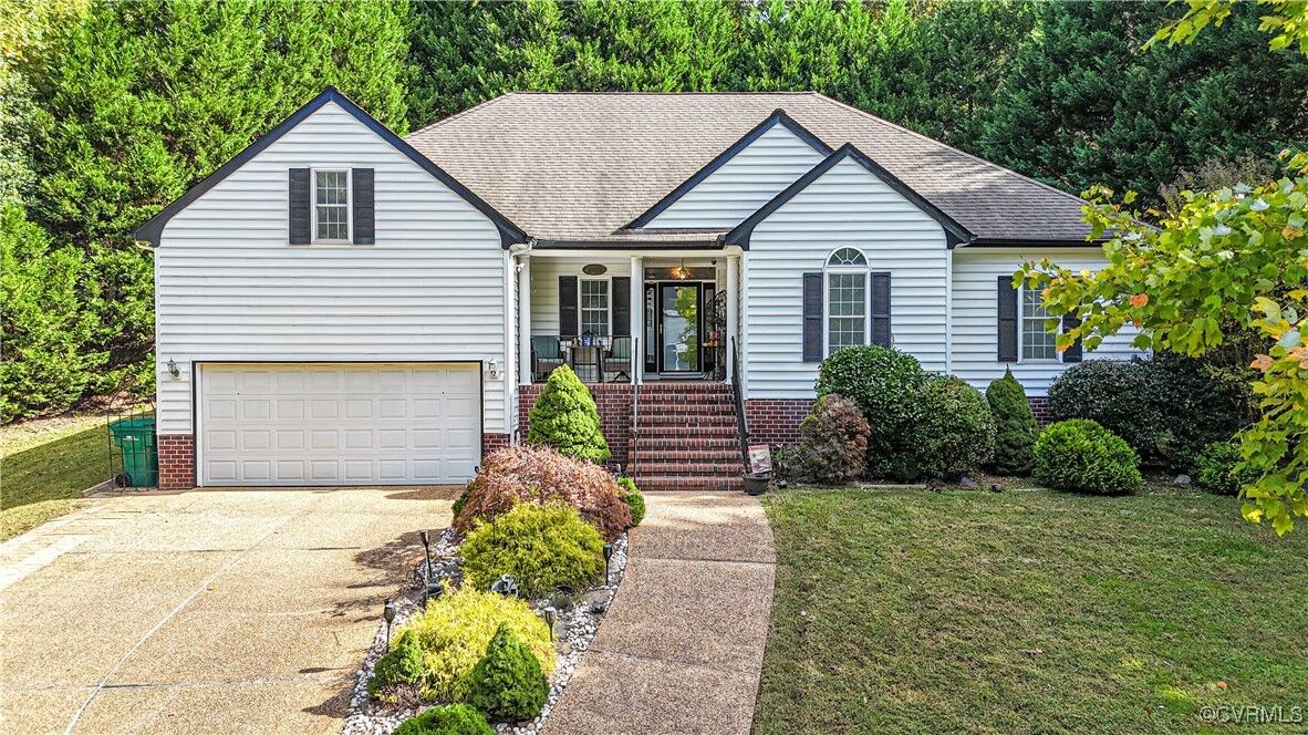 Property Photo:  4824 Bristol Circle  VA 23185 
