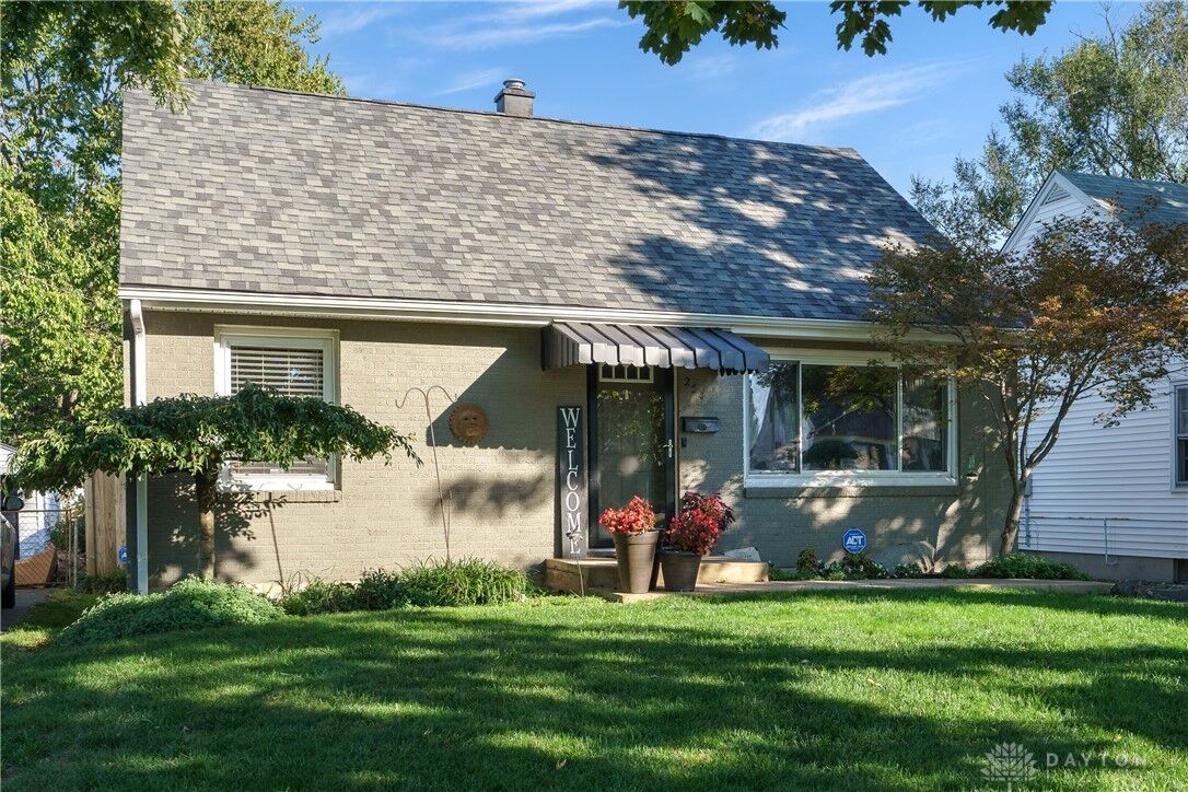 Property Photo: 254 N Delmar Avenue OH 45403