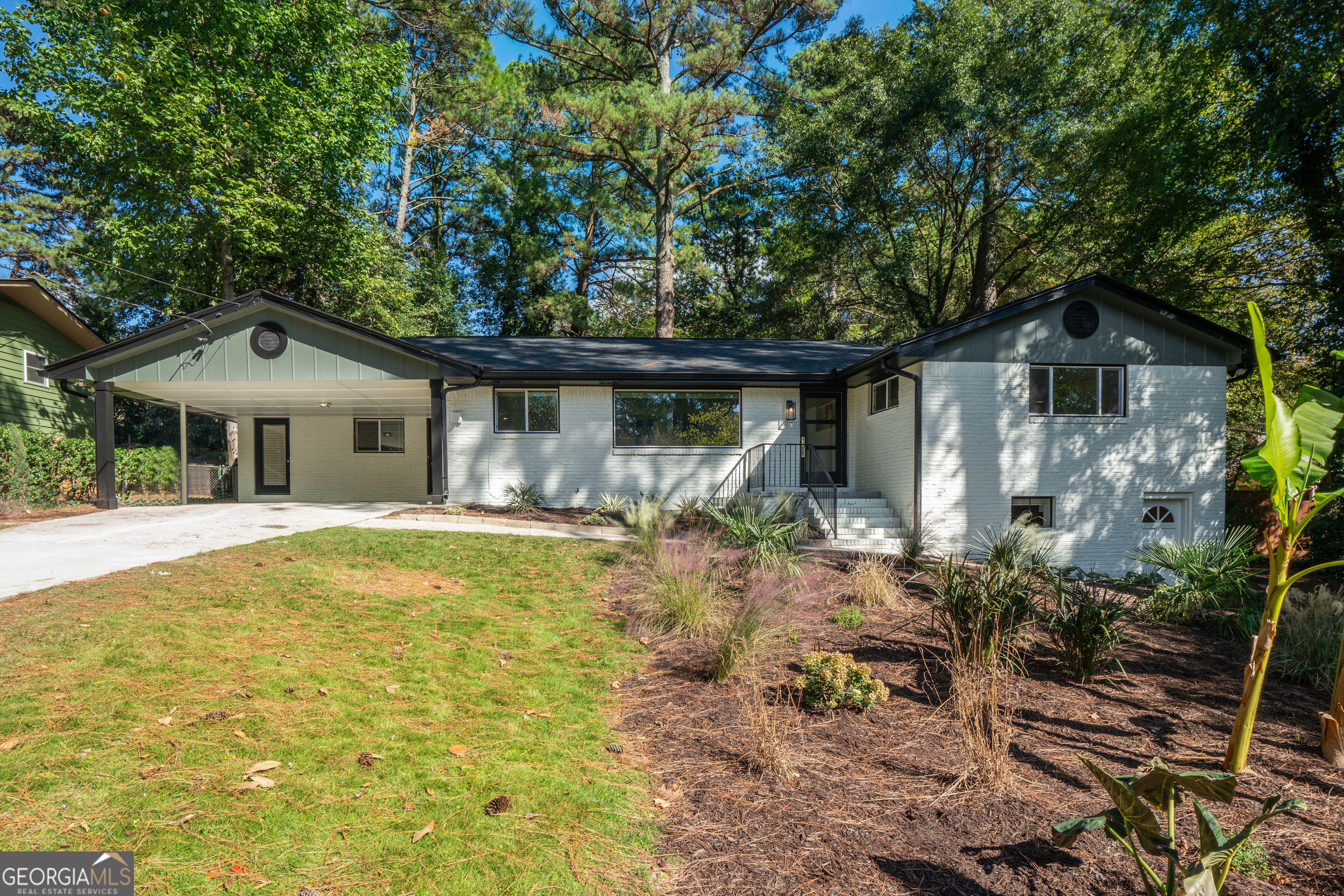 Property Photo: 2079 Oakawana Road NE GA 30345