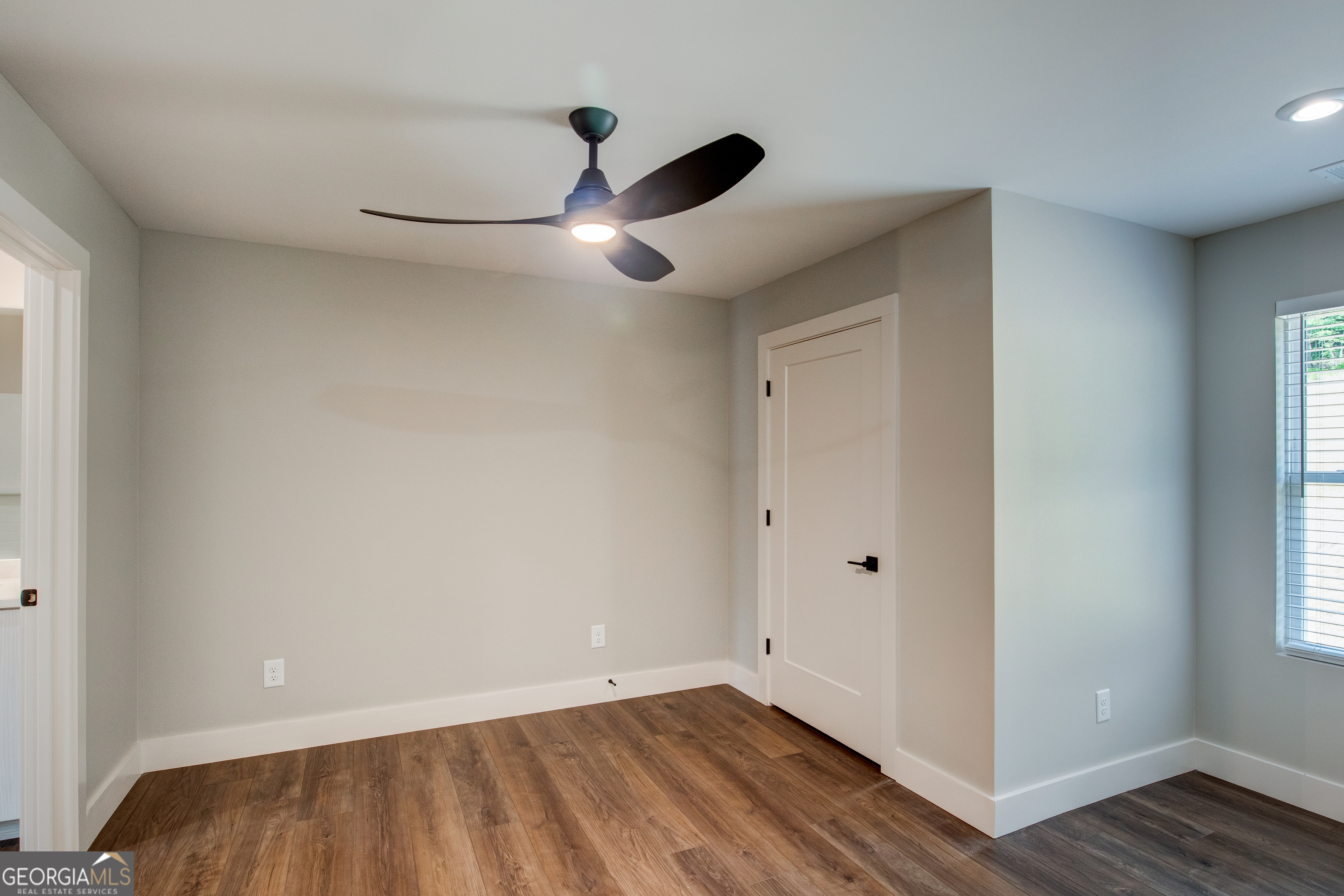 Property Photo: 117 Chateau Drive GA 30161