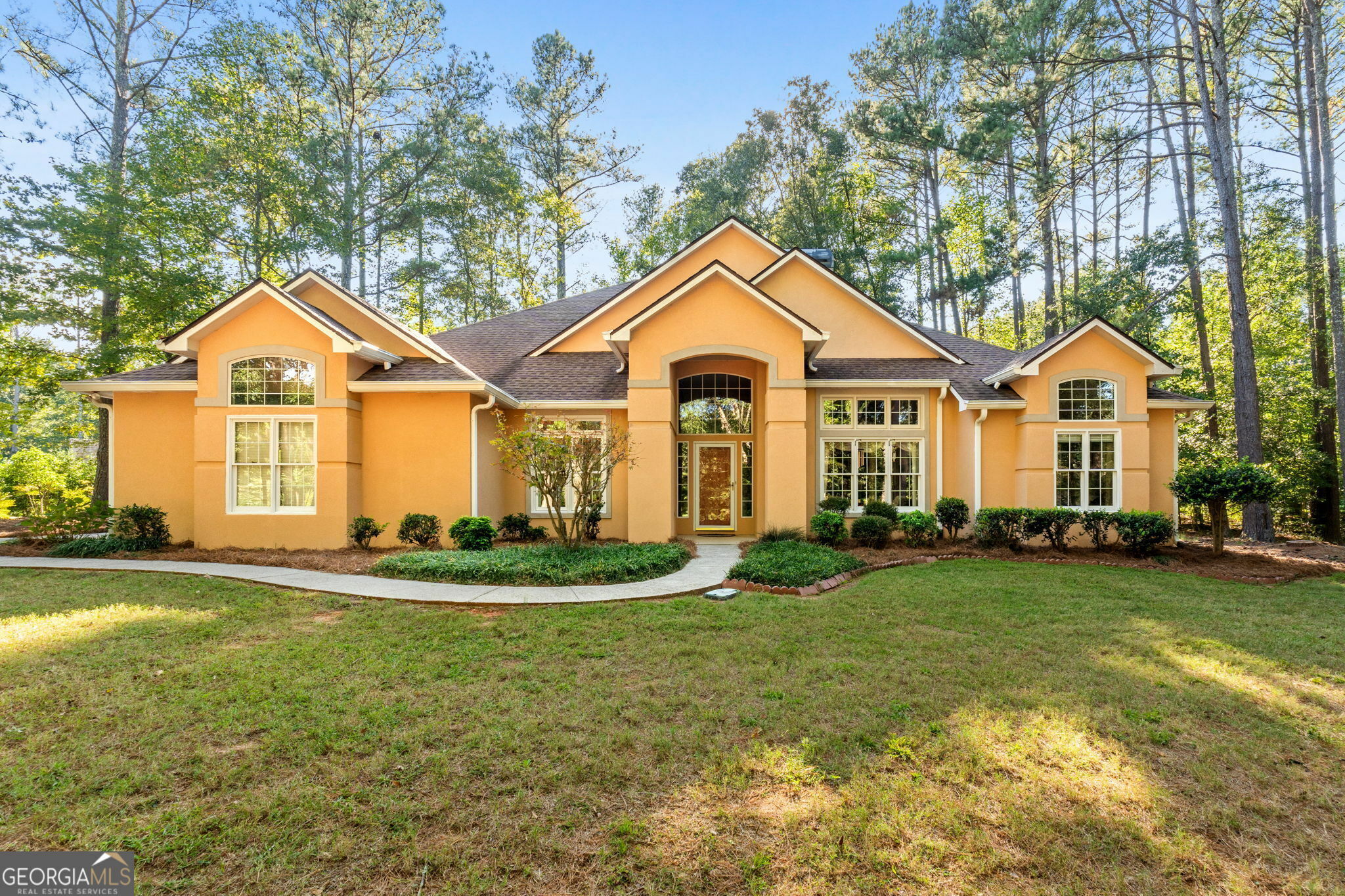 Property Photo: 310 Longwood Place GA 30236