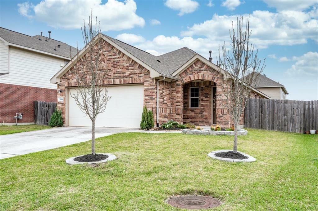 Property Photo:  8314 Broadleaf Avenue  TX 77521 