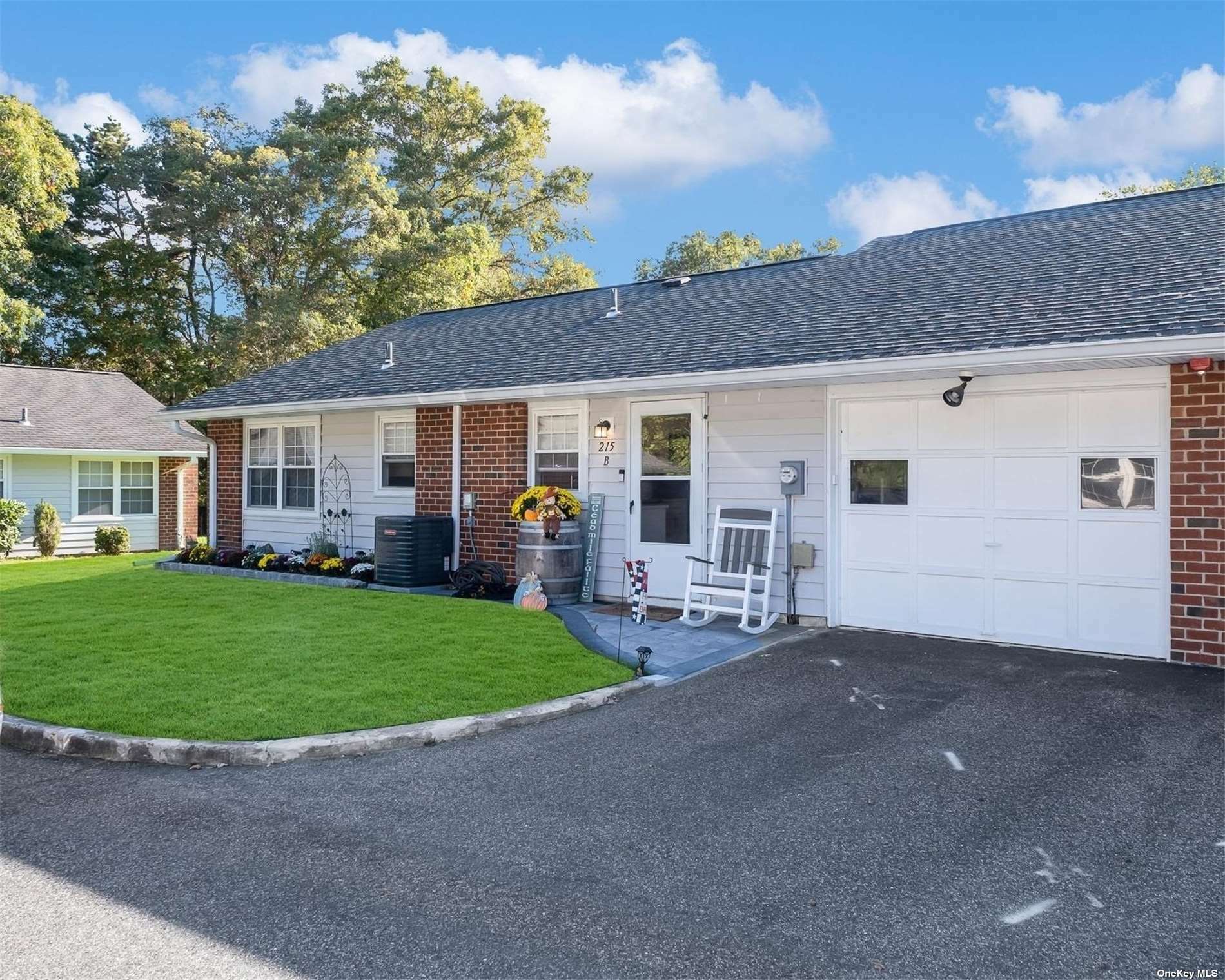 Property Photo:  215 Woodbridge Drive B  NY 11961 