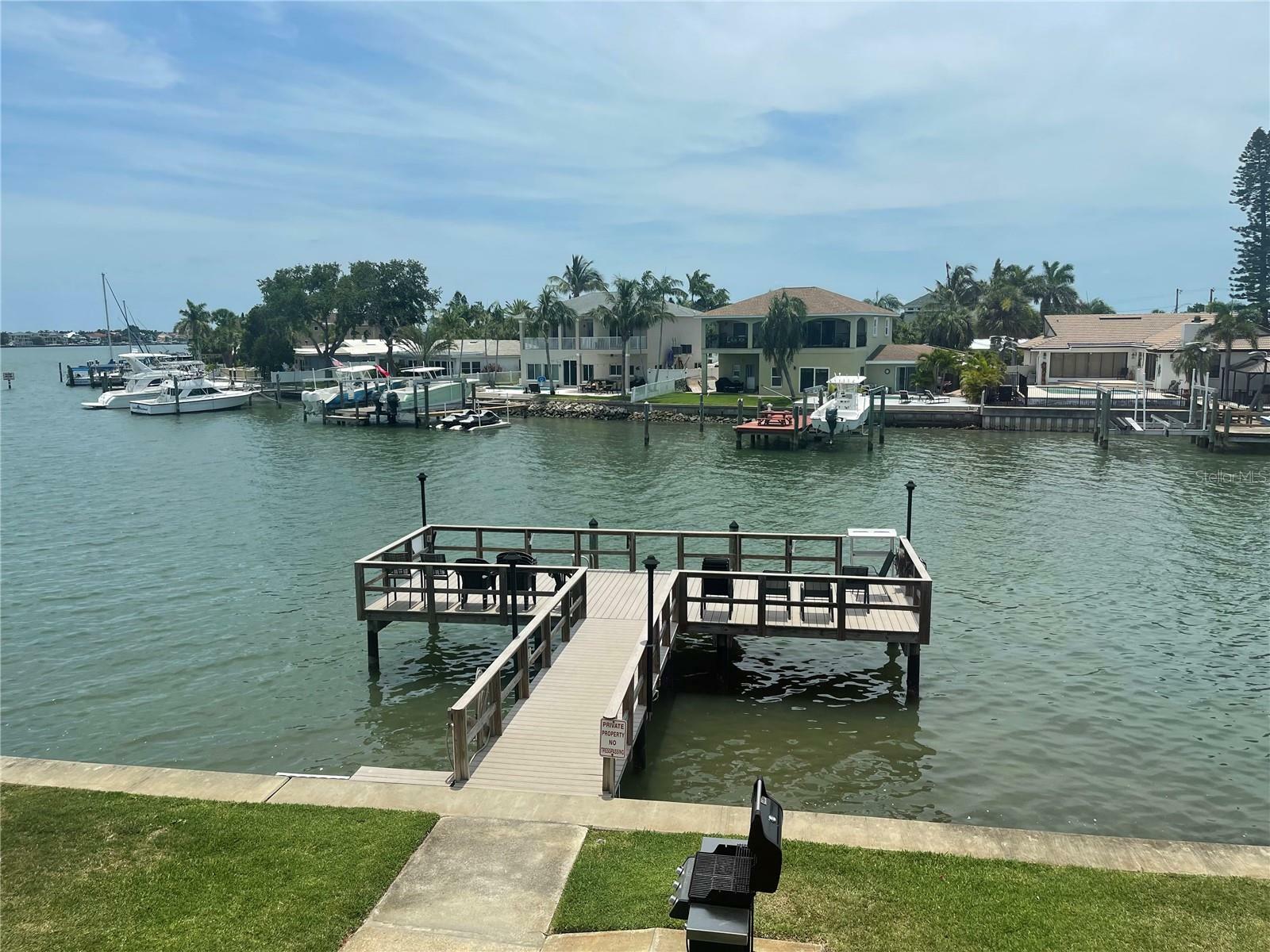 Property Photo:  1893 S Shore Drive Drive 209  FL 33707 