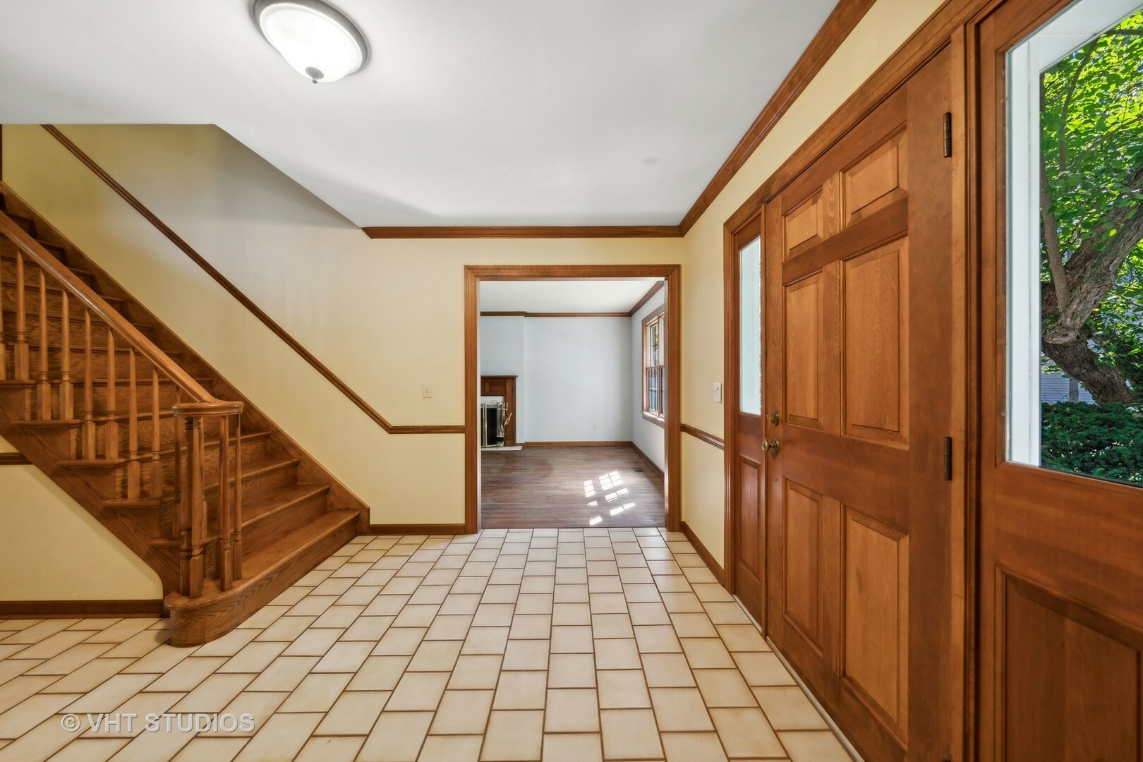 Property Photo:  909 Morton Street  IL 60510 