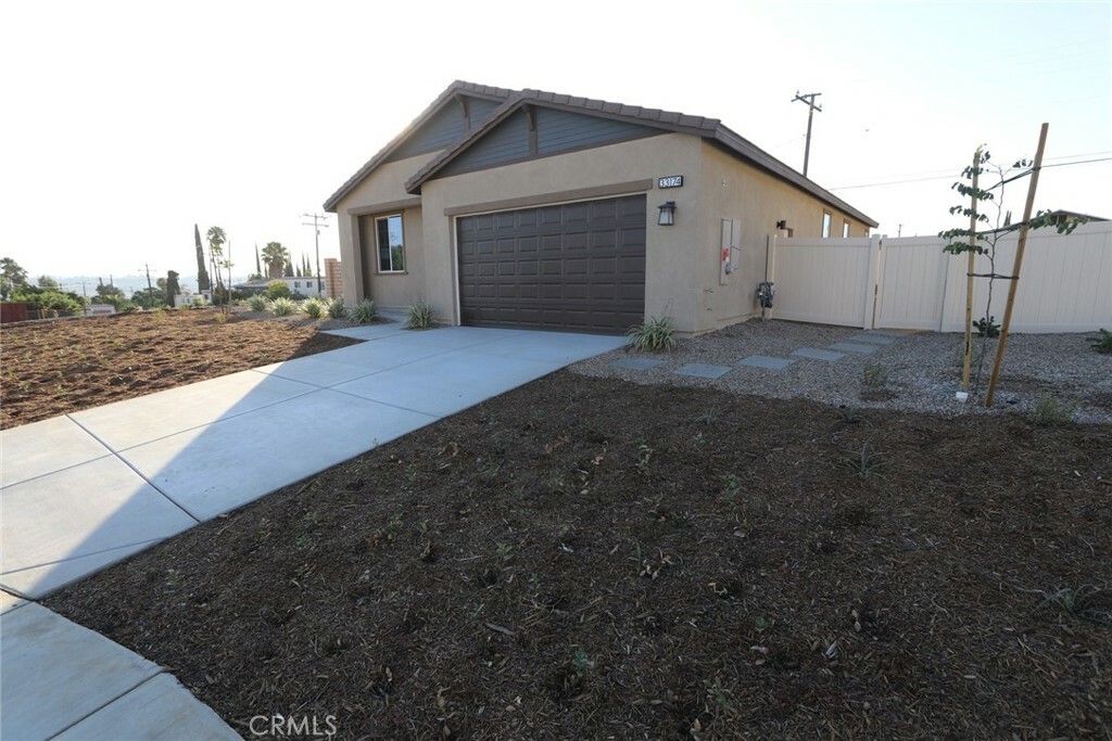 Property Photo:  33174 Daylight Court  CA 92530 