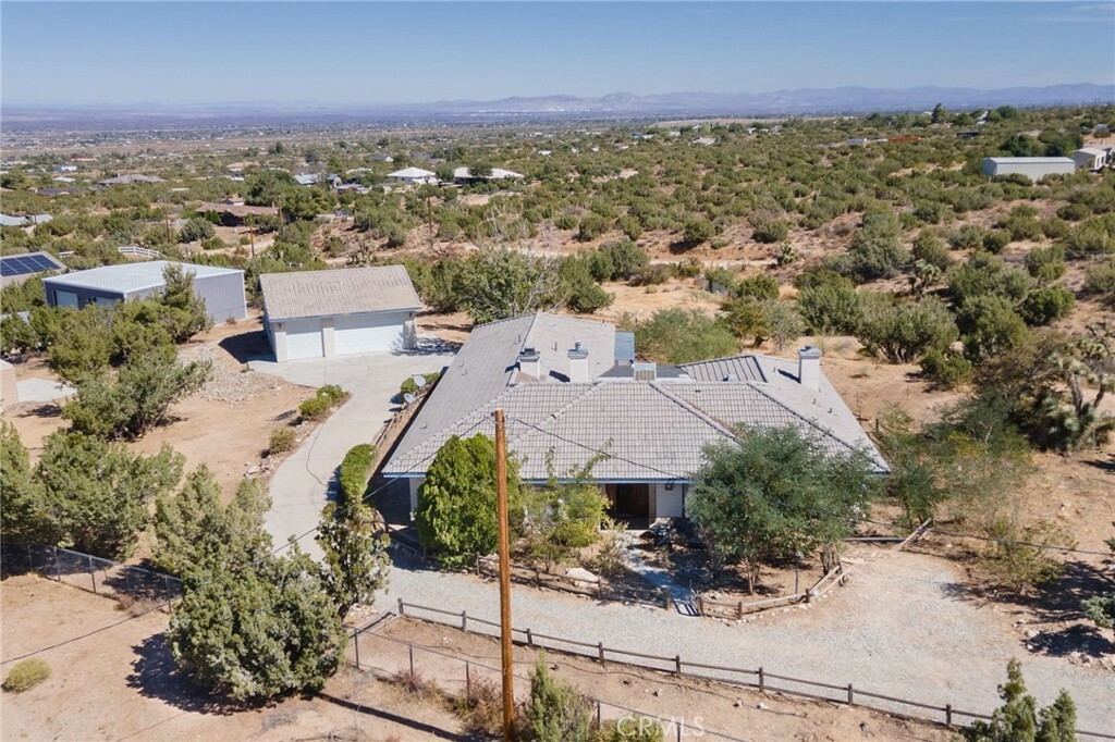 Property Photo: 1074 Tamarack Road CA 92372