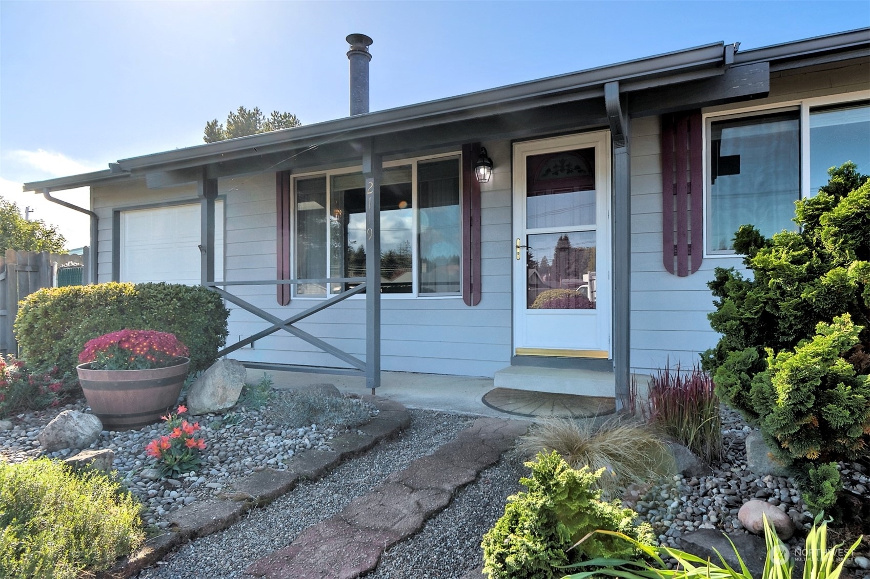 Property Photo:  2119 Jefferson Street  WA 98584 