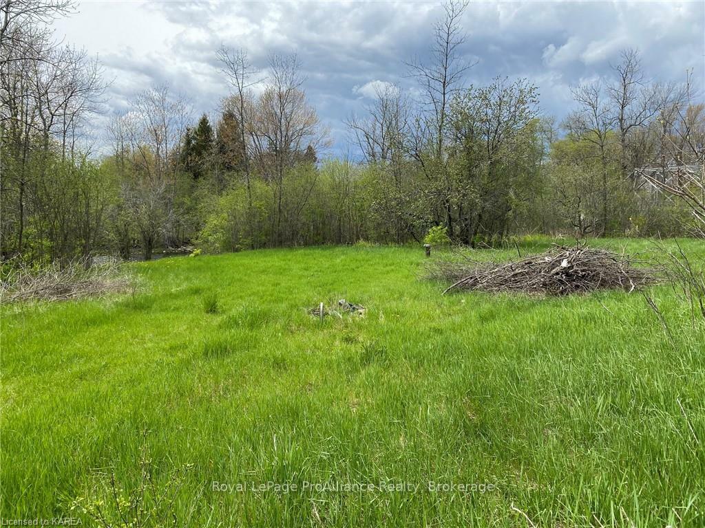 Property Photo: 5405 Petworth Road ON K0H 1V0