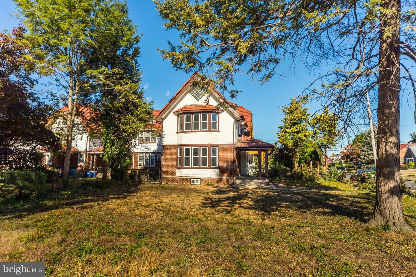 Property Photo:  917 Longacre Boulevard  PA 19050 