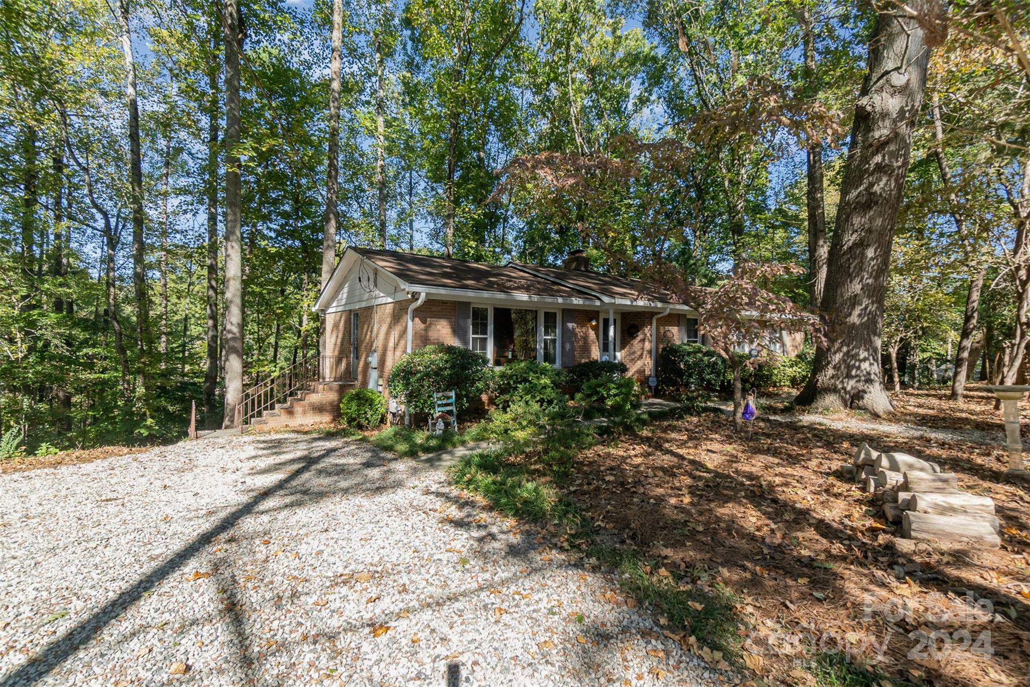 Property Photo:  7345 Oakwood Lane  NC 28215 