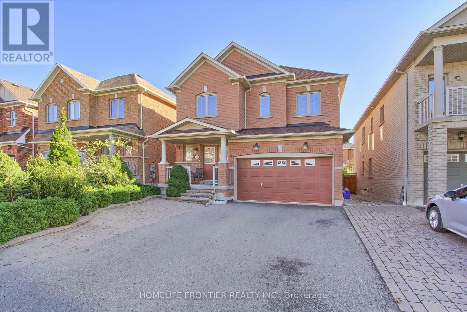 15 Canyon Gate Crescent  Vaughan ON L6A 0B4 photo