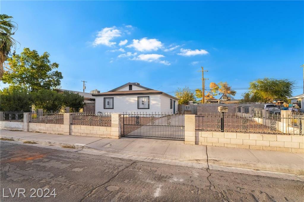 Property Photo:  3814 Haddock Avenue  NV 89115 