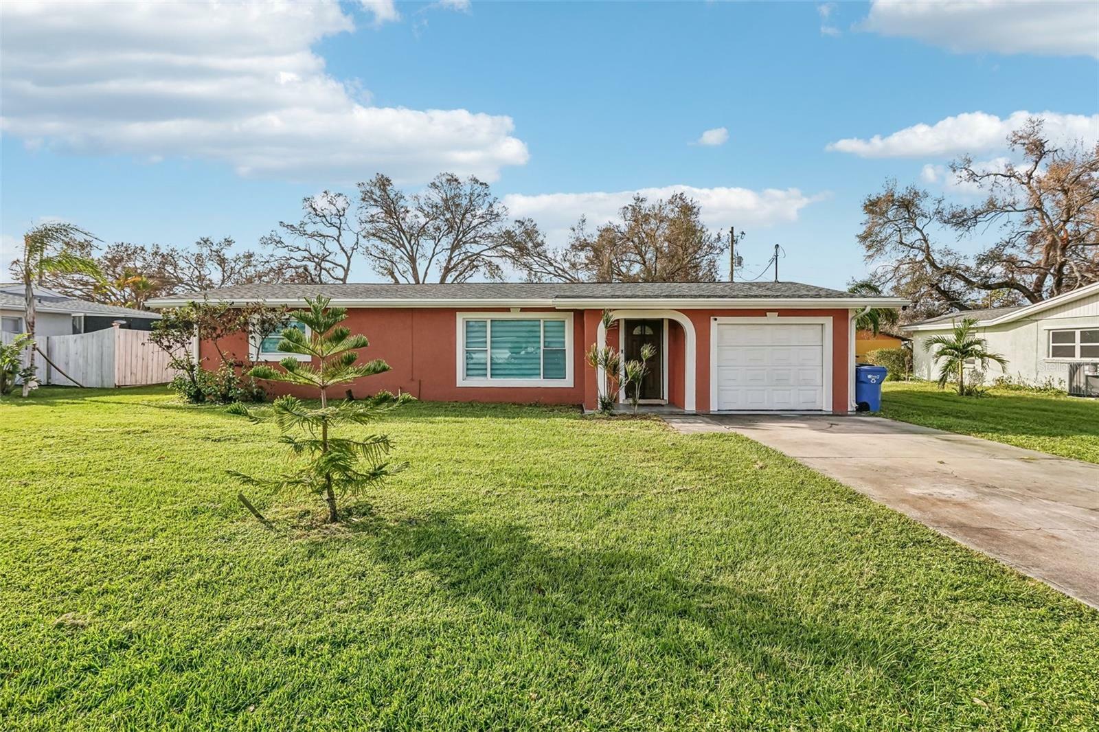 Property Photo:  1217 Cypress Avenue  FL 34285 