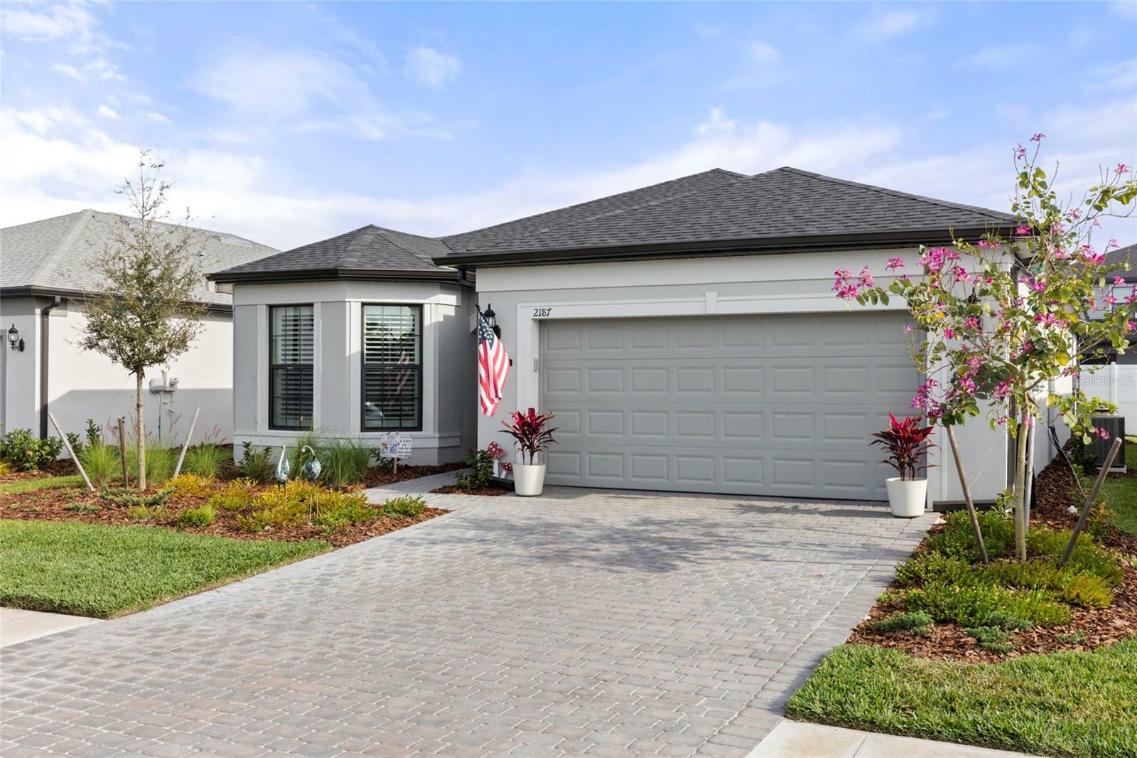 Property Photo:  2187 Darley Oak Way  FL 34289 