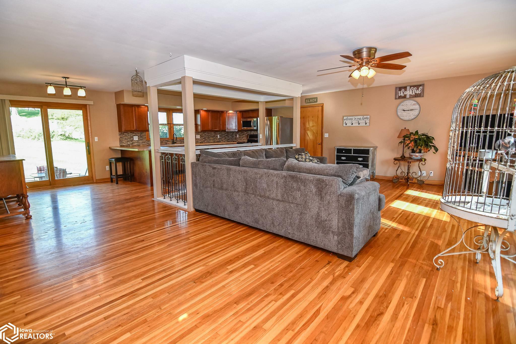 Property Photo:  1402 Brentwood Terrace  IA 50158 