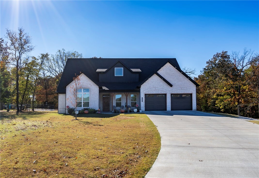 Property Photo:  21949 Estate Drive  AR 72761 