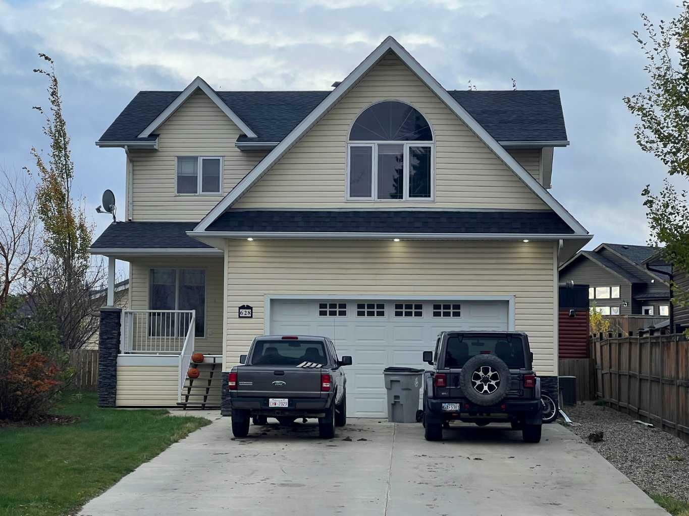 Photo de la propriété:  628 13 Street SE  AB T0G 2A3 