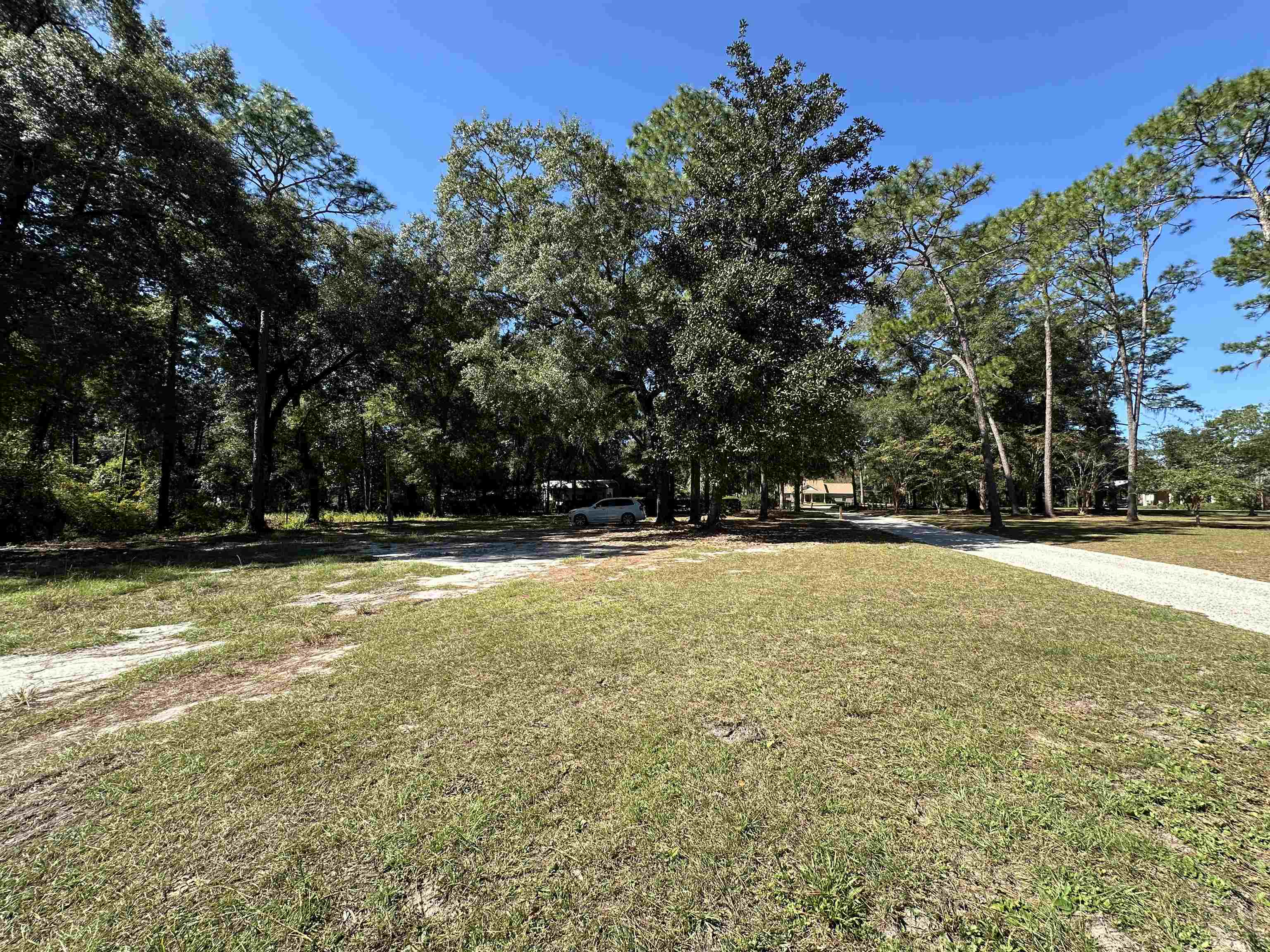 Property Photo:  18290 Talquin Drive  FL 32310 