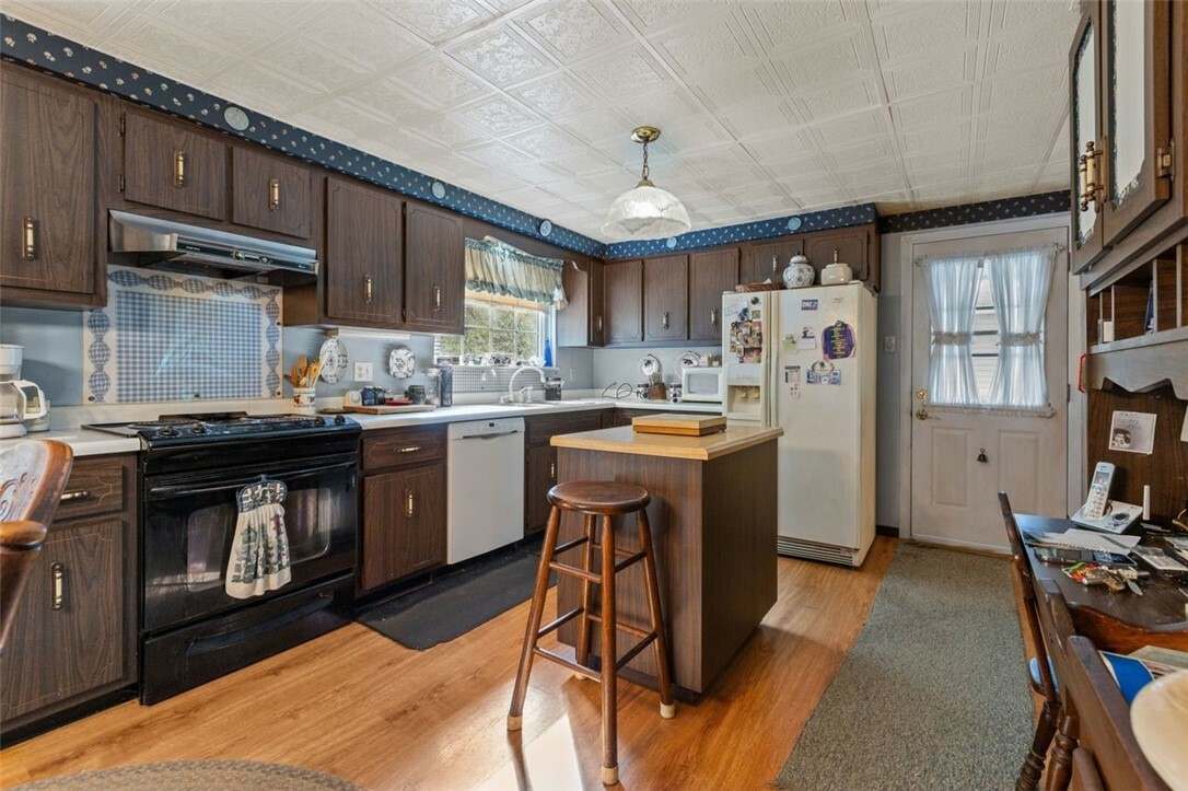 Property Photo: 5879 Steele Rd PA 15668